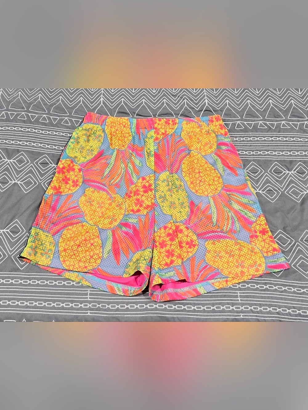 Chubbies Men's Mesh Neon Pineapple Swim Shorts Size Medium